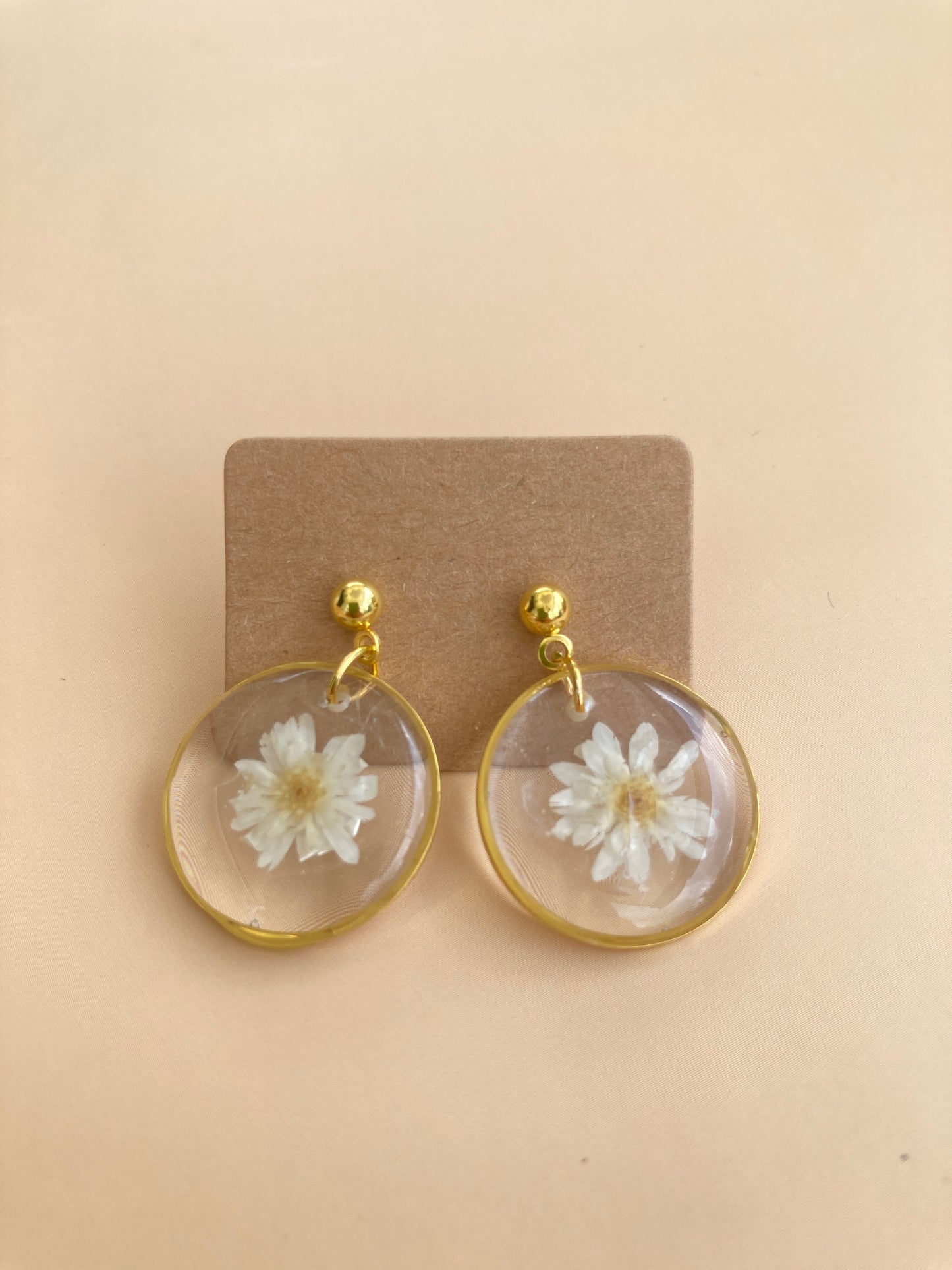 Pendientes dorados Flores Eternas