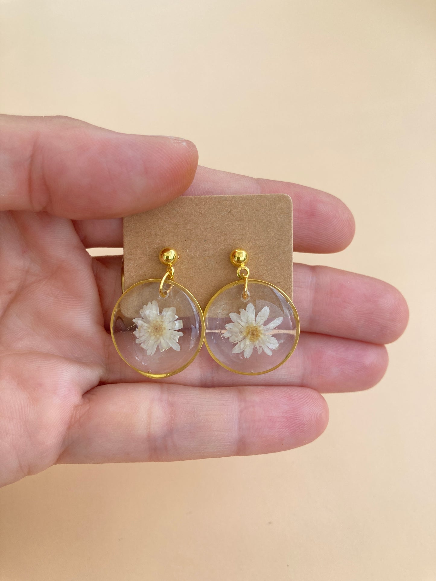 Pendientes dorados Flores Eternas