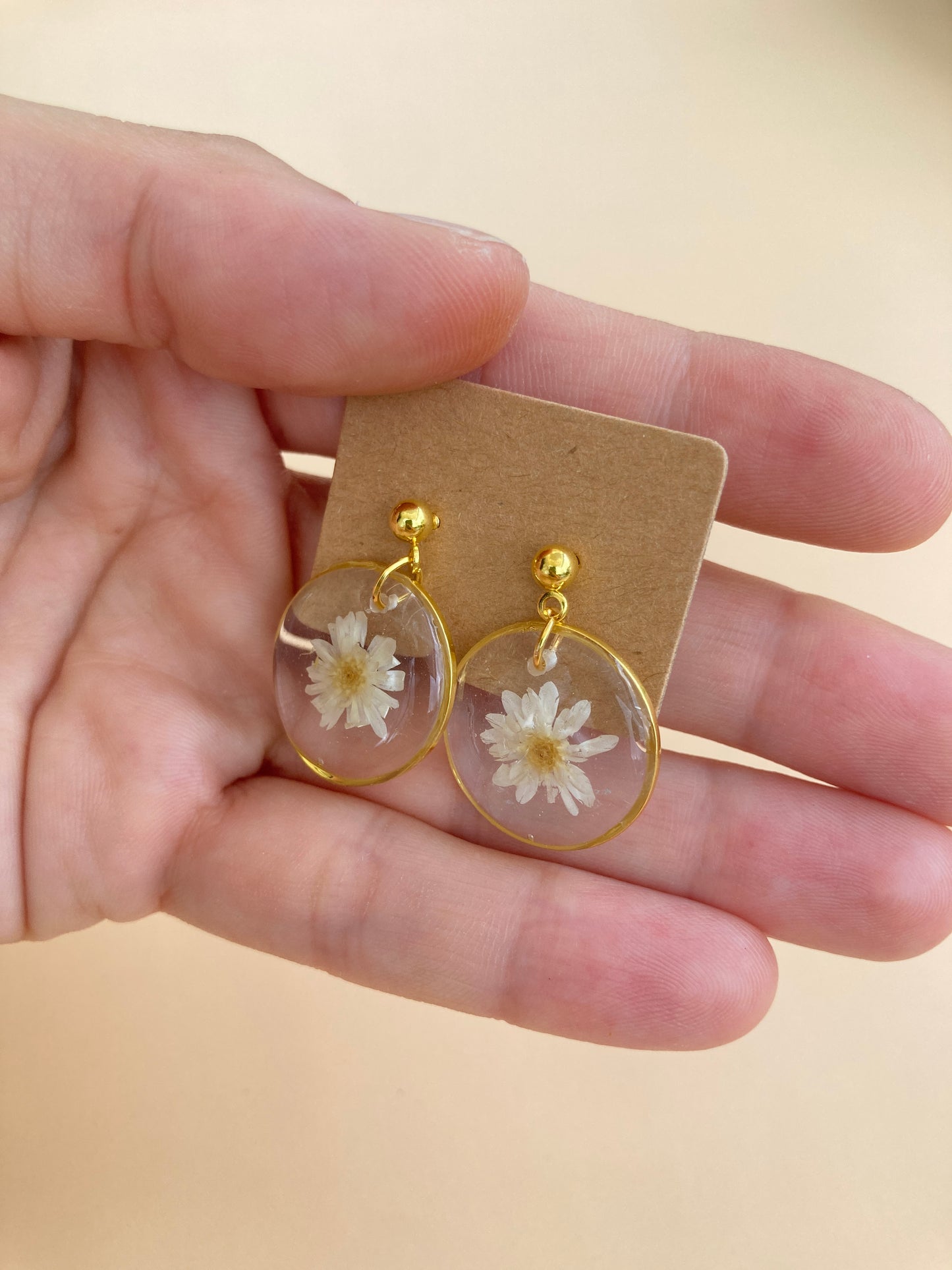 Pendientes dorados Flores Eternas