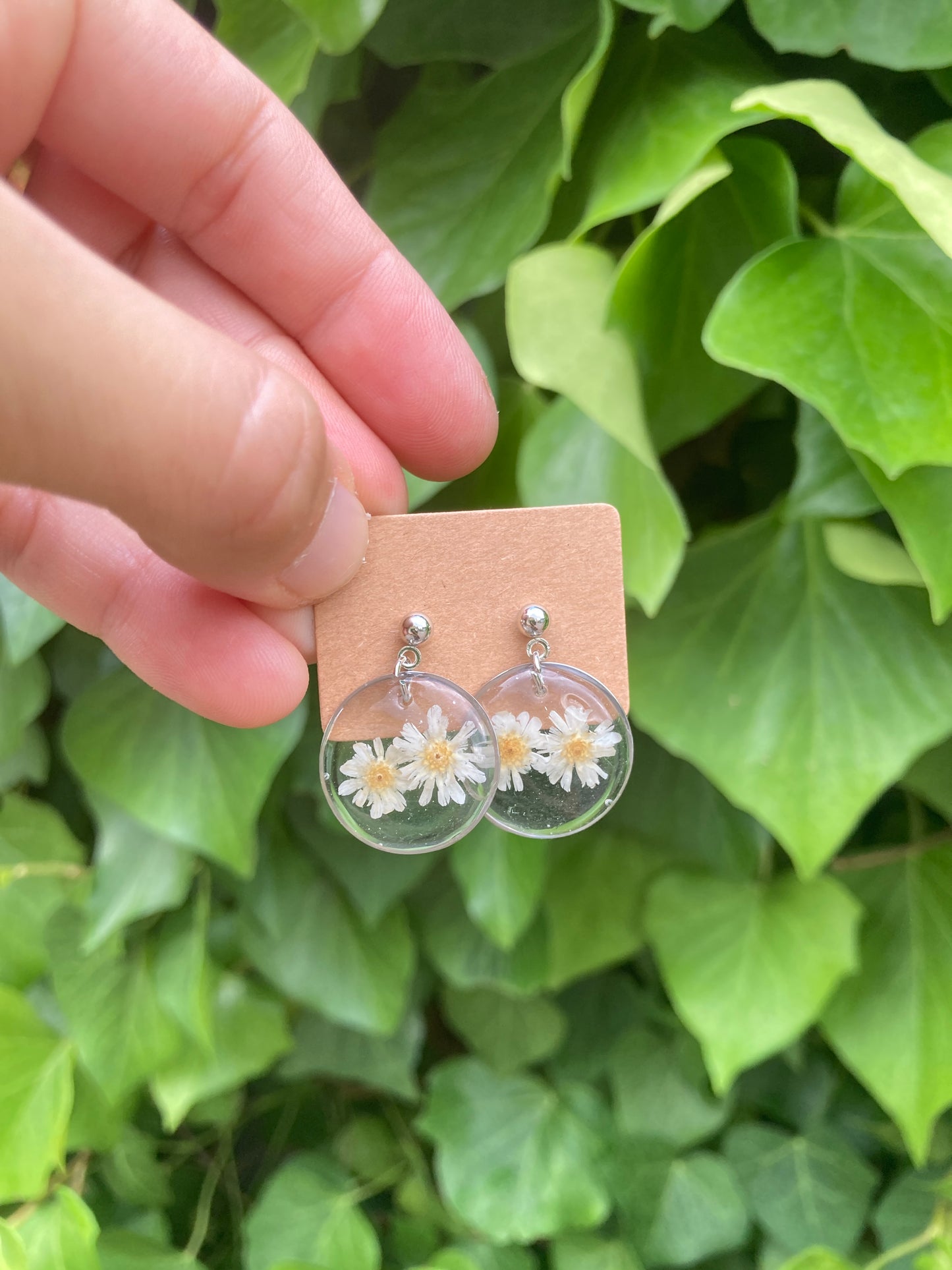 Pendientes plateados Flores Eternas