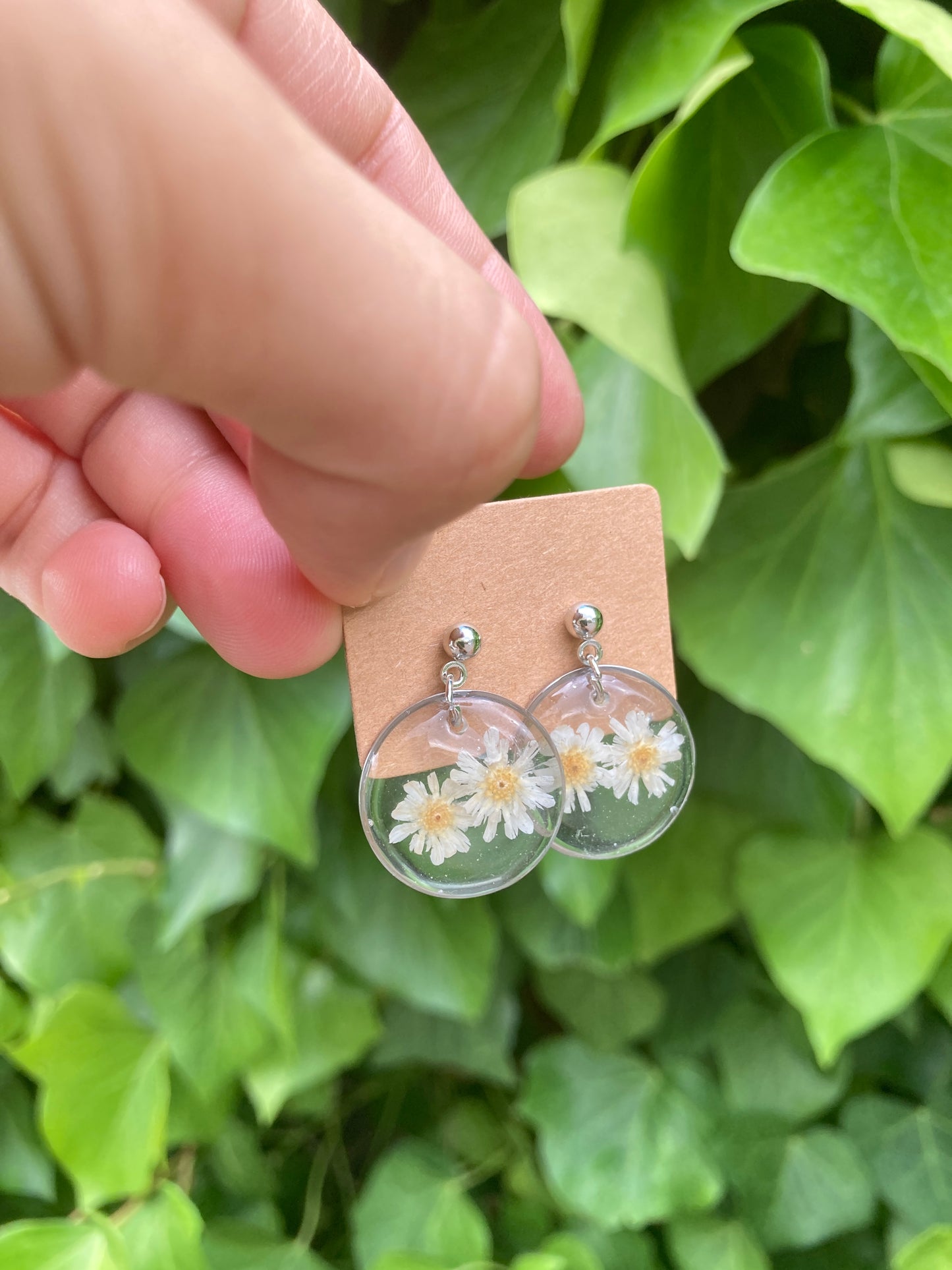 Pendientes plateados Flores Eternas