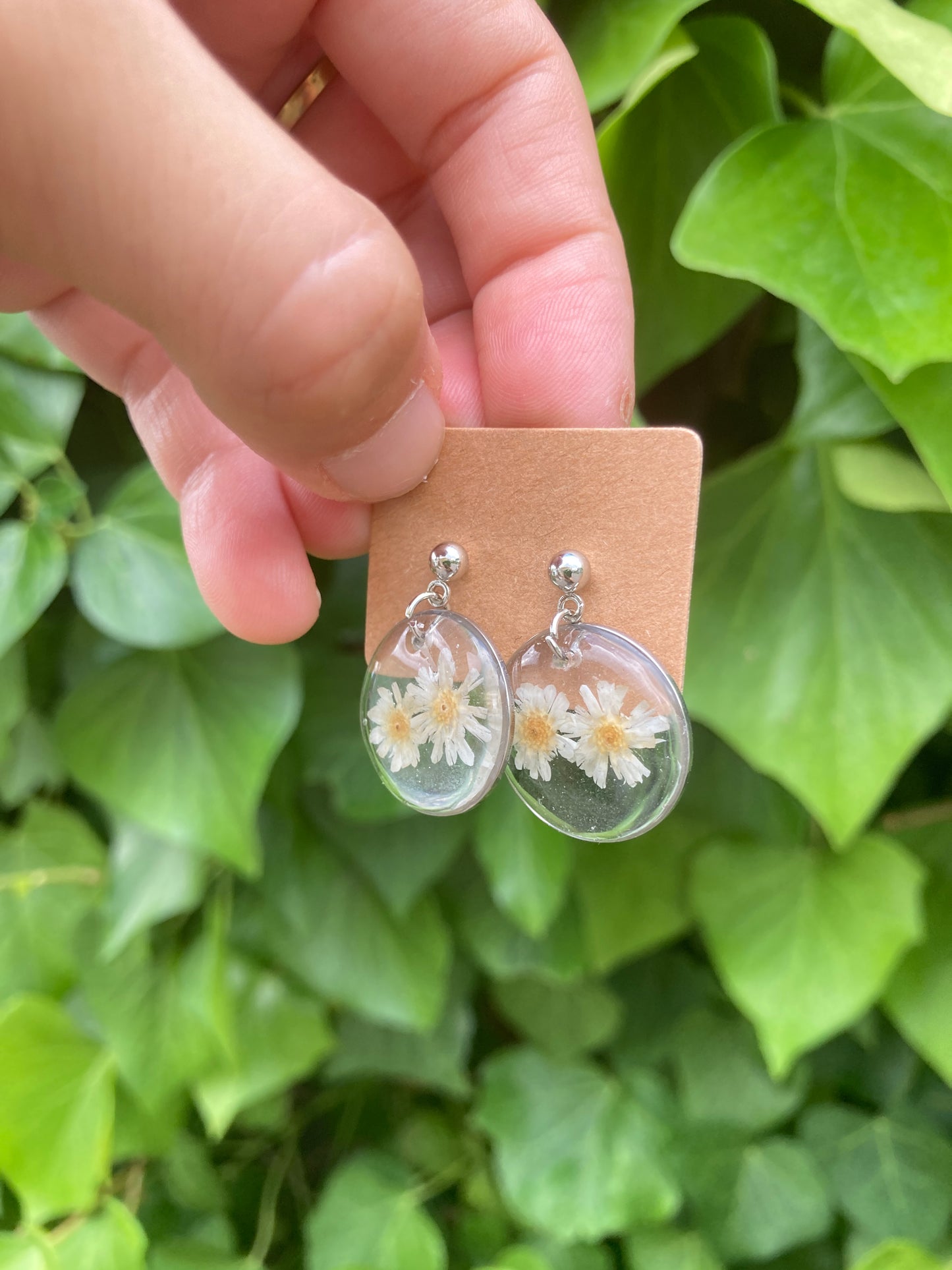 Pendientes plateados Flores Eternas