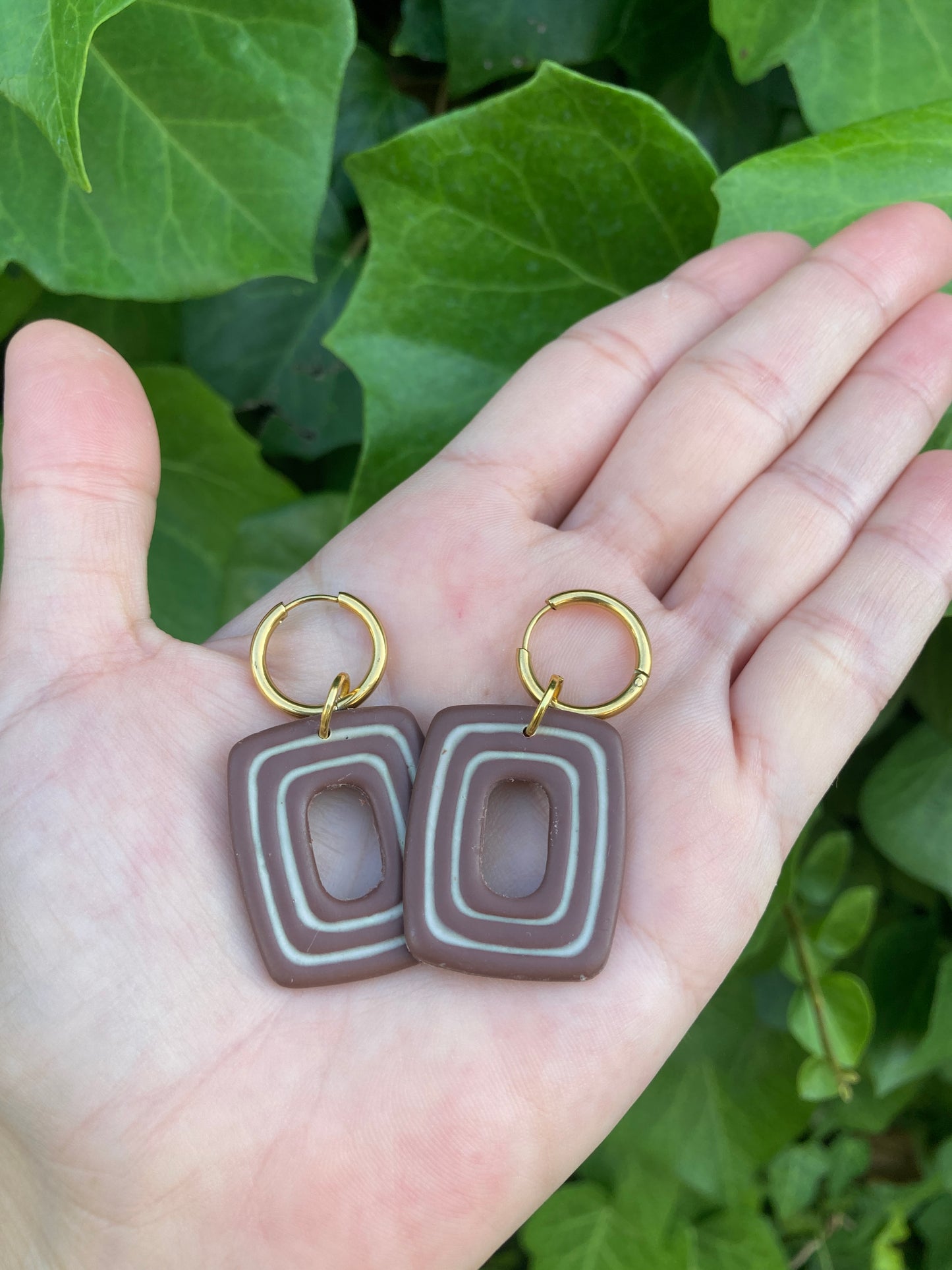 Pendientes Tierra