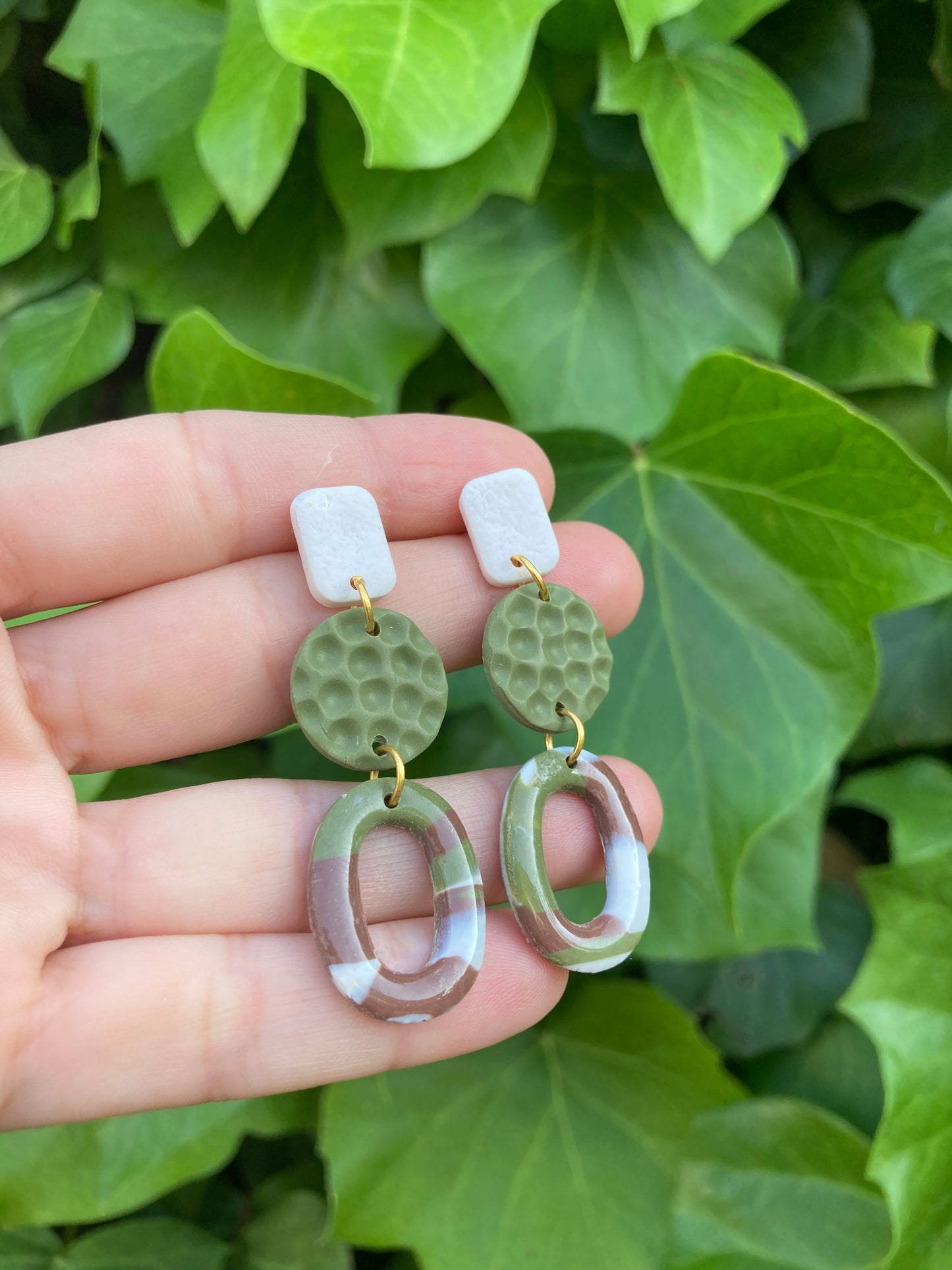 Pendientes Tierra