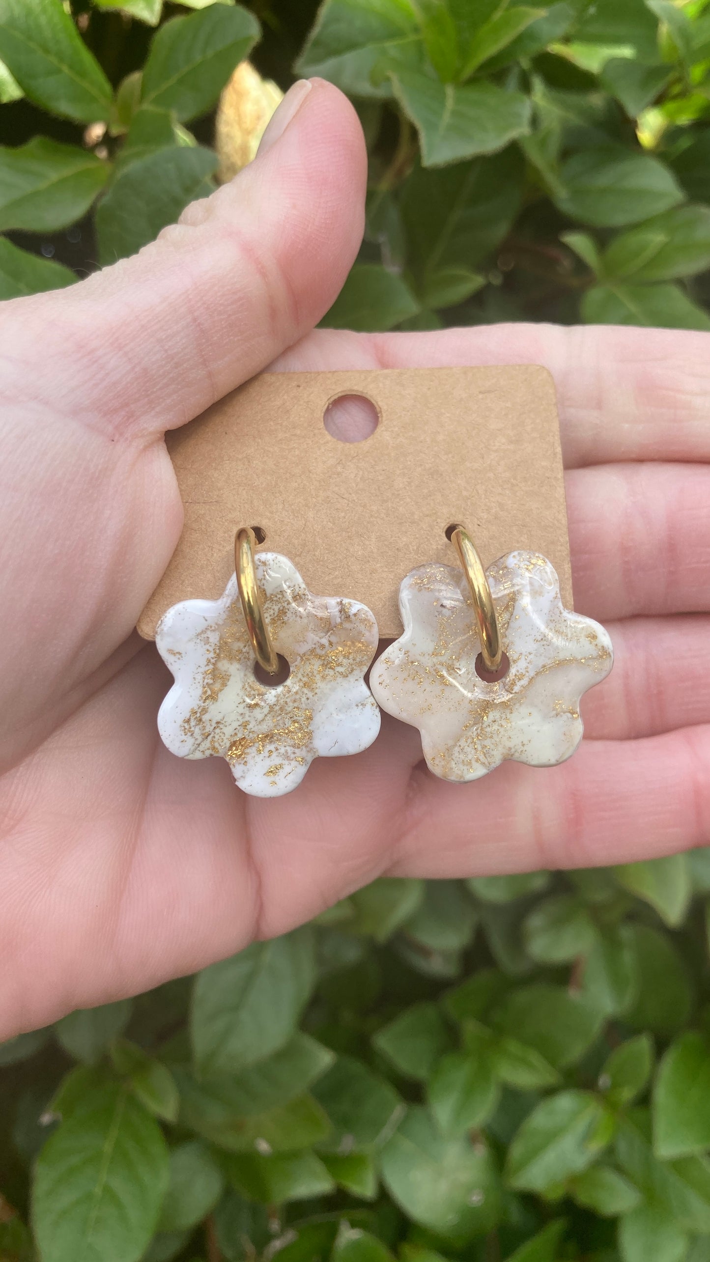 Pendientes Calacatta Gold Flor