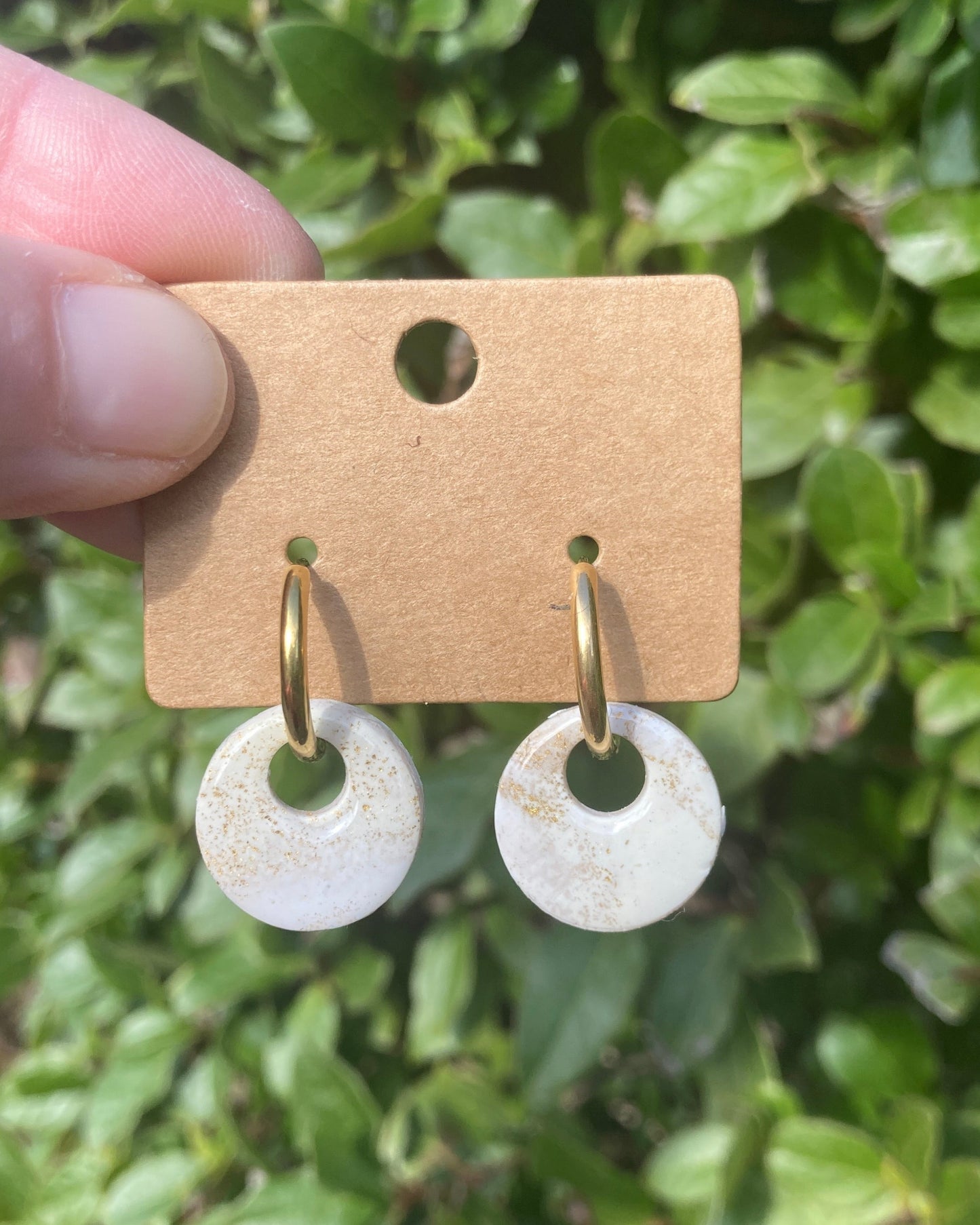 Pendientes Calacatta Gold Órbita